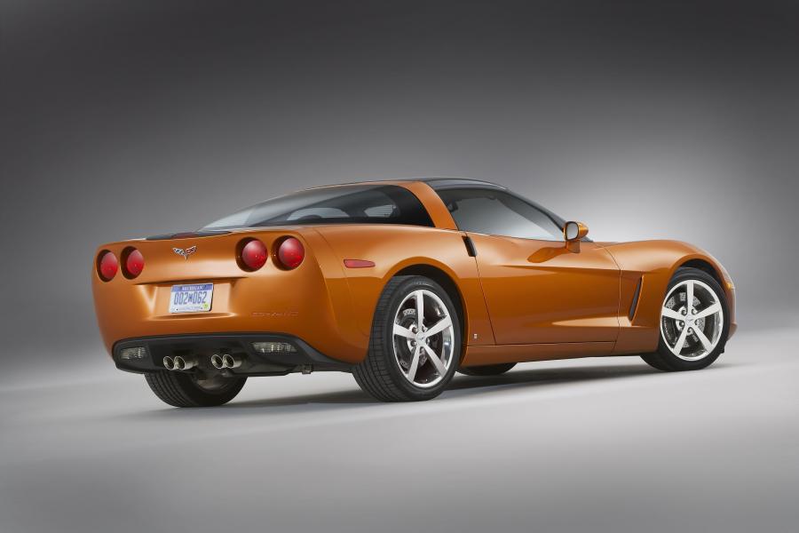 Chevrolet Corvette 2005 года  (фото 19 из 182)